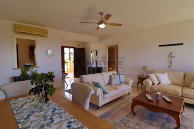 Apartment For Sale  in  Aphrodite Hills