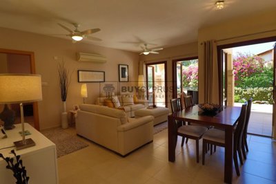 Apartment For Sale  in  Aphrodite Hills