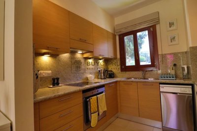 Apartment For Sale  in  Aphrodite Hills