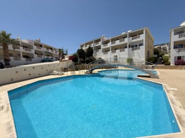 Apartment For Sale  in  Peyia