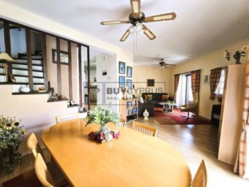 Town House For Sale  in  Tala