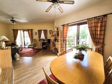 Town House For Sale  in  Tala
