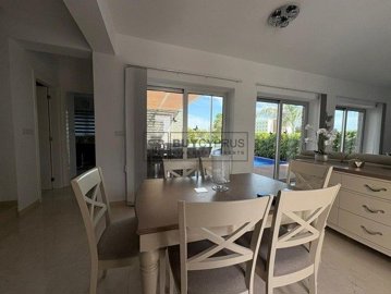 Detached Villa For Sale  in  Yeroskipou