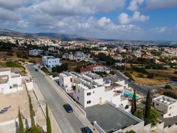 Apartment For Sale  in  Peyia