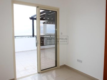 Apartment For Sale  in  Peyia