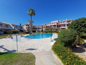 Semi Detached Villa For Sale  in  Tombs of the Kings