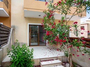 Town House For Sale  in  Peyia