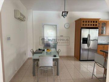 Detached Villa For Sale  in  St.George - Sea Caves