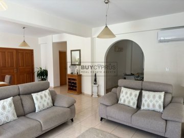 Detached Villa For Sale  in  St.George - Sea Caves