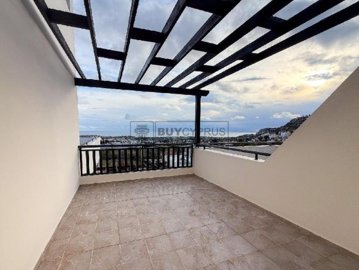 Apartment For Sale  in  Peyia