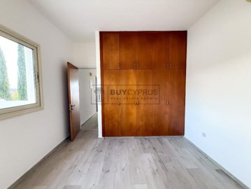 Apartment For Sale  in  Peyia