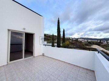 Apartment For Sale  in  Peyia