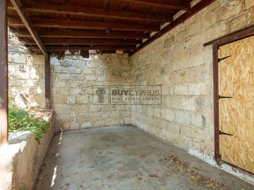 Detached Villa For Sale  in  Skoulli