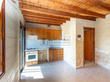 Detached Villa For Sale  in  Skoulli