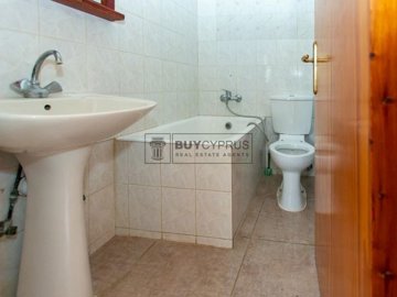 Detached Villa For Sale  in  Skoulli