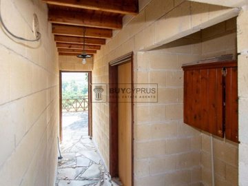 Detached Villa For Sale  in  Skoulli