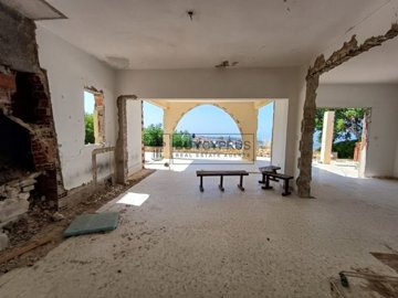 Detached Villa For Sale  in  Kamares - Tala