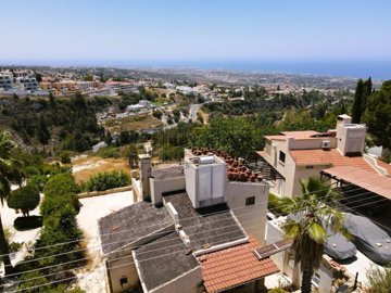 Detached Villa For Sale  in  Kamares - Tala
