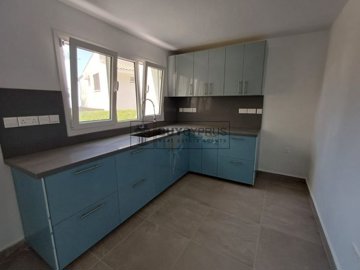 Detached Villa For Sale  in  Kamares - Tala