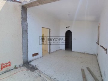 Detached Villa For Sale  in  Kamares - Tala