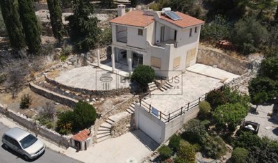 Detached Villa For Sale  in  Kamares - Tala