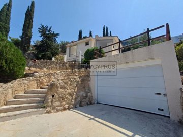 Detached Villa For Sale  in  Kamares - Tala