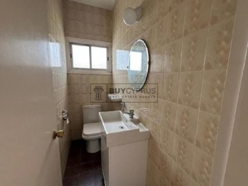 Apartment For Sale  in  Ayios Tychonas