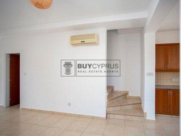 Semi Detached Villa For Sale  in  Peyia