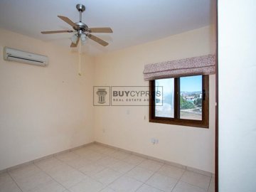 Town House For Sale  in  Kissonerga