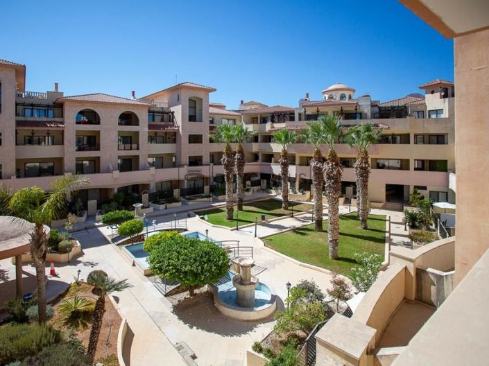 Kato Paphos, Apartment