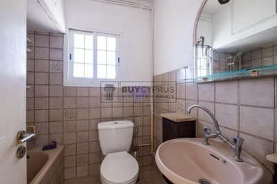 Apartment For Sale  in  Agia Trias