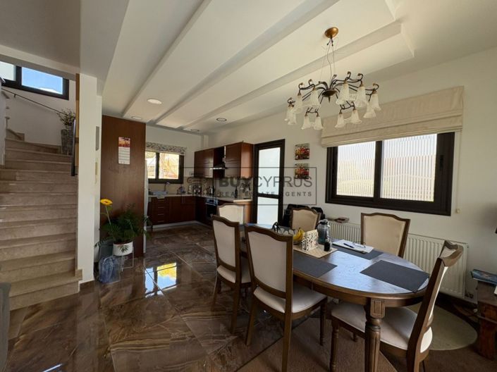 Image No.6-Villa de 3 chambres à vendre à Peyia