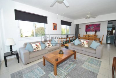 Apartment For Sale  in  Kissonerga