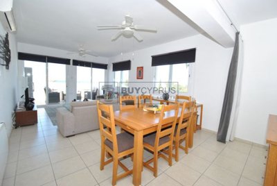 Apartment For Sale  in  Kissonerga