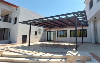 Detached Villa For Sale  in  Yeroskipou