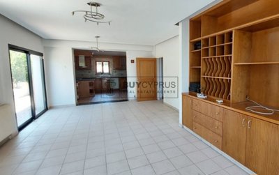 Detached Villa For Sale  in  Yeroskipou