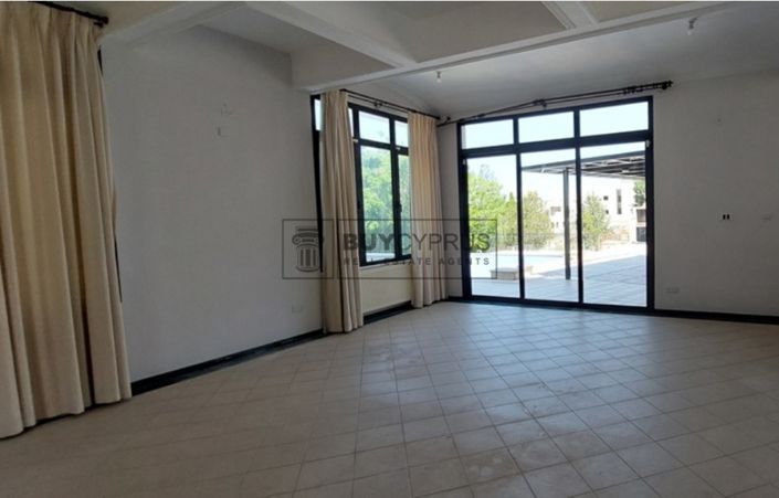 Image No.9-5 Bed Villa for sale