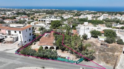 Detached Villa For Sale  in  Emba