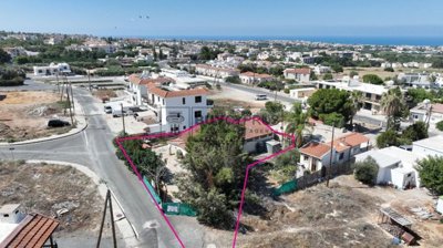 Detached Villa For Sale  in  Emba
