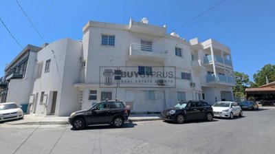 Building For Sale  in  Katholiki