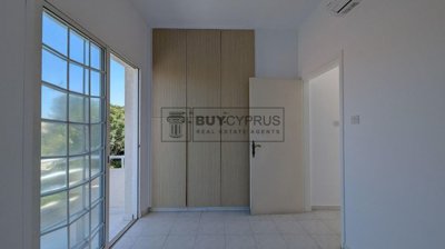 Building For Sale  in  Katholiki