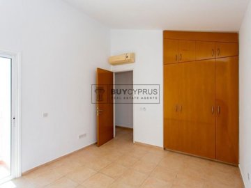 Apartment For Sale  in  Chlorakas