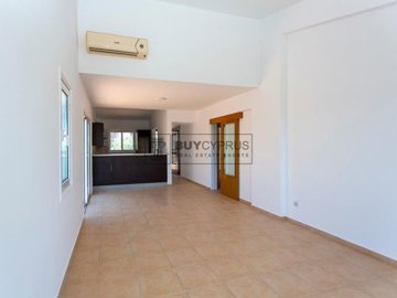 Apartment For Sale  in  Chlorakas