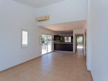 Apartment For Sale  in  Chlorakas