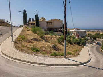Residential Land  For Sale  in  Yeroskipou