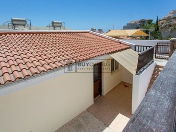 Apartment For Sale  in  Chlorakas