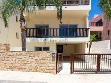Town House For Sale  in  Chlorakas