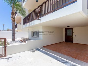 Town House For Sale  in  Chlorakas