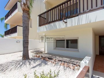 Town House For Sale  in  Chlorakas