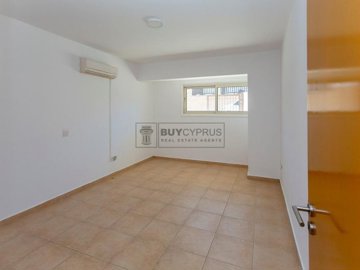 Town House For Sale  in  Chlorakas